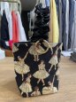 画像2: Belle Breeches　ゴブラン織りバレリーナ　フリルワンハンドルミニバック　ブラック (2)