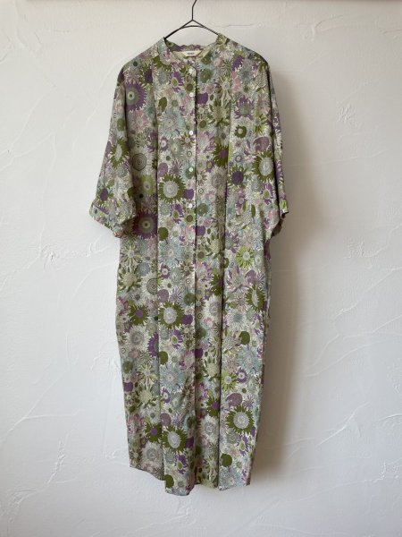 画像1: Parkes　LIBARTY　SmallSusanna　5分袖スタンドカラードルマンワンピース (1)